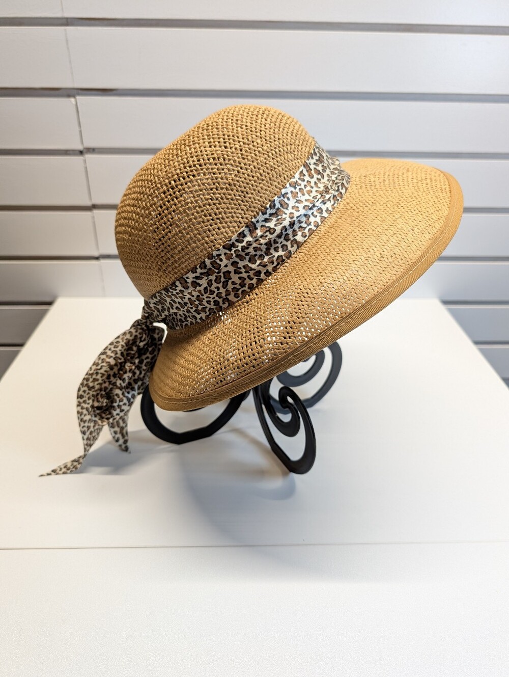 Vintage Nicole Marciano 100%Straw Hat With Leopard Scarf EUC